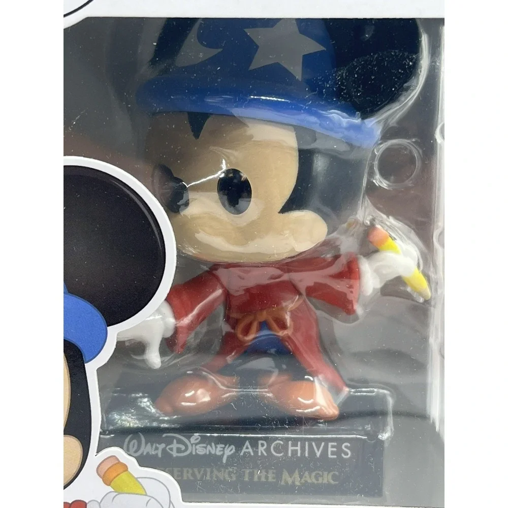 Sorcerer Mickey Mouse Disney 50th Anniversary Funko Pop #799 Preserving Magic